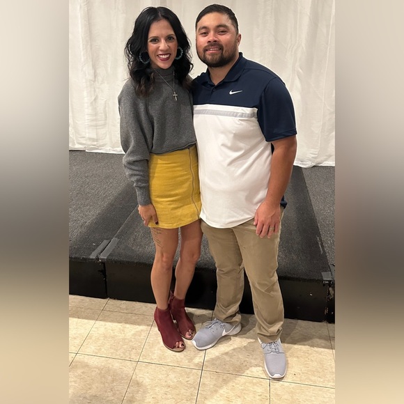 High waisted zip up front skirt - Picture 1 of 3